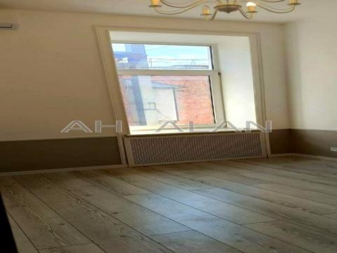 комерційна за адресою Велика Васильківська вул. (Червоноармійська), 23А