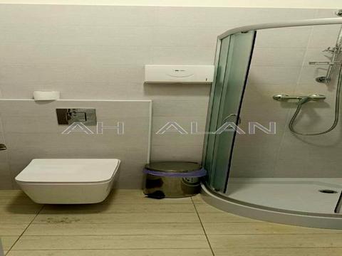 комерційна за адресою Велика Васильківська вул. (Червоноармійська), 23А