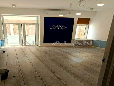 комерційна за адресою Велика Васильківська вул. (Червоноармійська), 23А