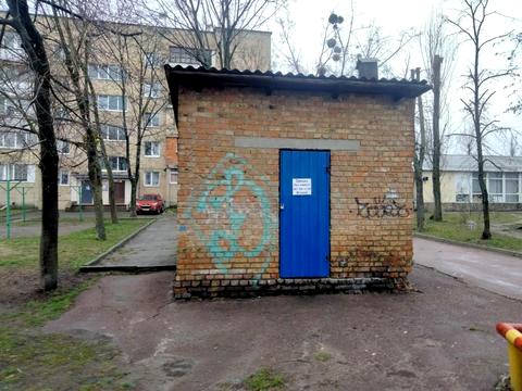 комерційна за адресою Євгена Харченка вул. (Леніна), 25