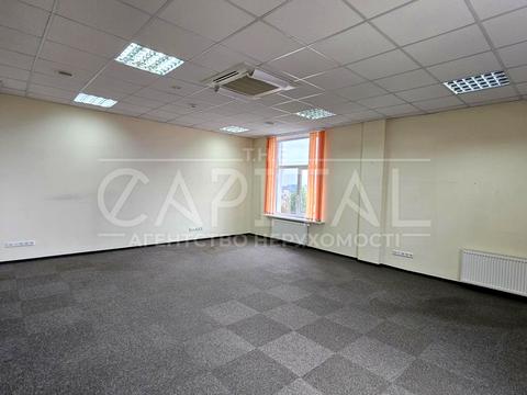 коммерческая по адресу Николая Михновского бульв. (Дружбы народов), 19