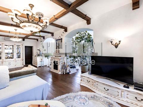 дом по адресу  ул.