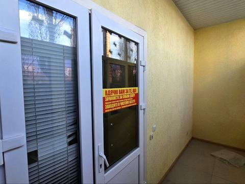 комерційна за адресою Молодіжна, 2/3г