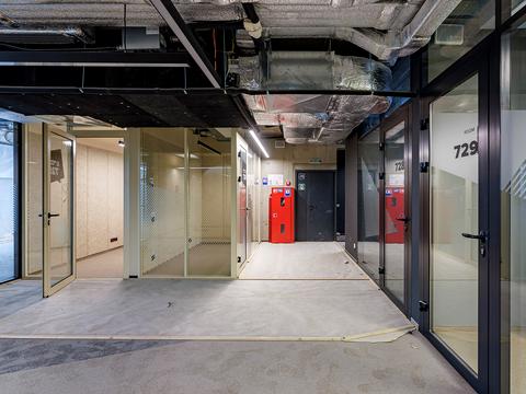 коммерческая по адресу Городоцкая ул., 321