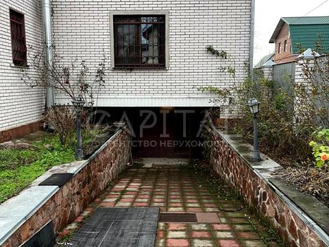 будинок за адресою Горіхова