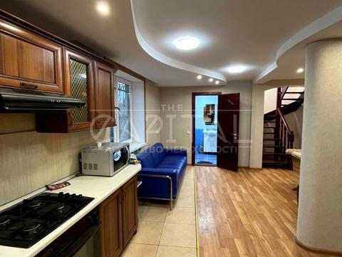 будинок за адресою Горіхова