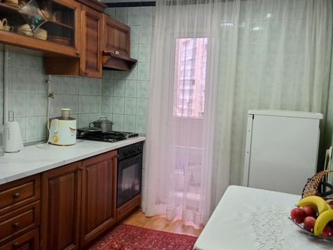 квартира за адресою Тролейбусна вул., 4