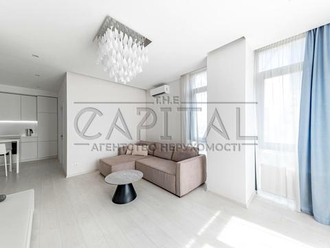 квартира за адресою Андрія Верхогляда вул. (Михайла Драгомирова), 11-В