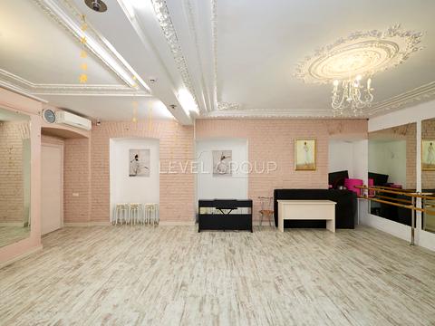 комерційна за адресою Шота Руставелі вул., 30-Б