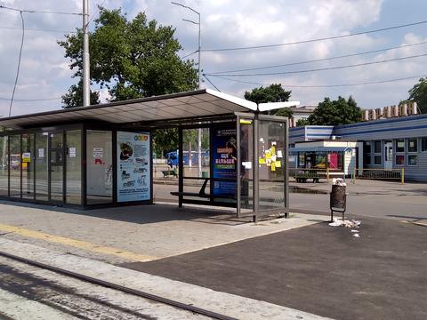 комерційна за адресою Гетьмана Павла Полуботка вул. (Попудренка), 1