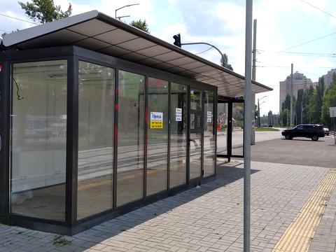 комерційна за адресою Гетьмана Павла Полуботка вул. (Попудренка), 1