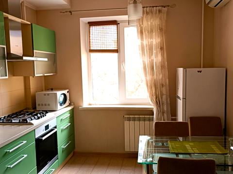 квартира за адресою Миколи Бажана просп., 7-Б