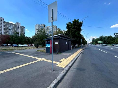 комерційна за адресою Харківське шосе, 172