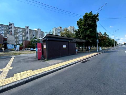 комерційна за адресою Харківське шосе, 172