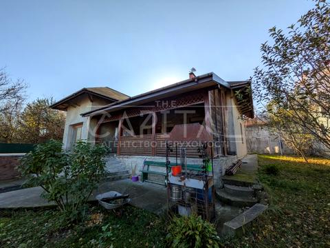 дом по адресу Радикальна