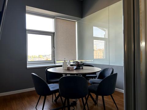 коммерческая по адресу Сімʼї Прахових ул. (Гайдара), 58