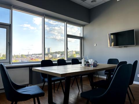 коммерческая по адресу Сімʼї Прахових ул. (Гайдара), 58