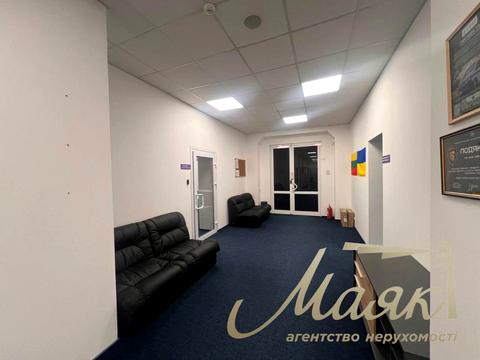 комерційна за адресою Лейпцизька вул., 15-А