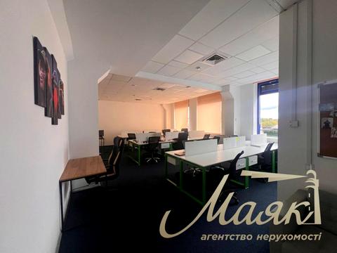 комерційна за адресою Лейпцизька вул., 15-А