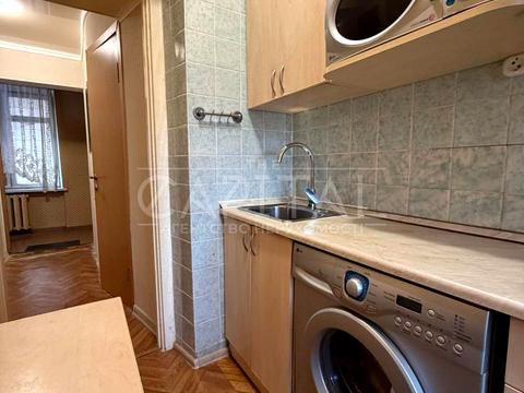 квартира за адресою Зоологічна вул., 2