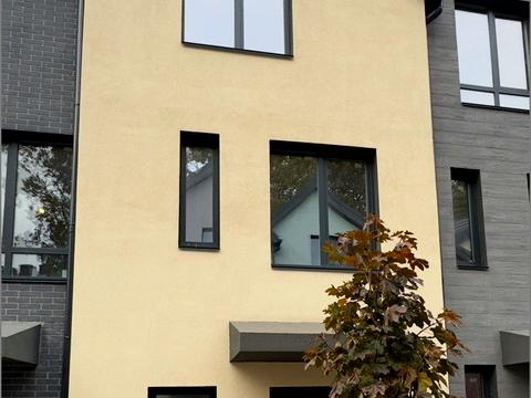 будинок за адресою Георгія Мальцева вул., 8/18