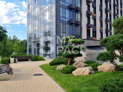 комерційна за адресою Академіка Заболотного вул., 1-Б