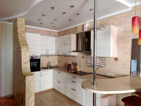 квартира за адресою Середньофонтанська вул., 19-А