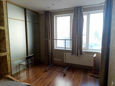 квартира за адресою Середньофонтанська вул., 19-А