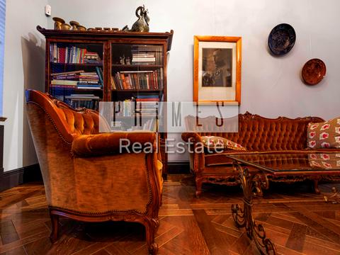 комерційна за адресою Стрілецька вул., 7/6