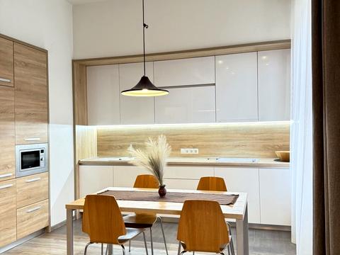 квартира по адресу Свободы просп. (Ленина), 30