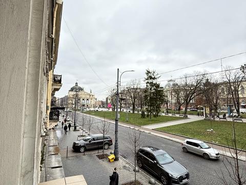 квартира по адресу Свободы просп. (Ленина), 30