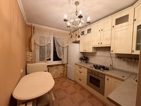 квартира за адресою Героїв полку "Азов" вул. (Маршала Малиновського), 25