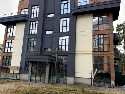 комерційна за адресою Радистів вул., 40