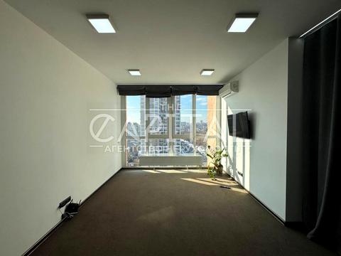 комерційна за адресою Валерія Лобановського просп., 150