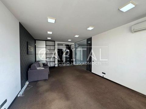 комерційна за адресою Валерія Лобановського просп., 150