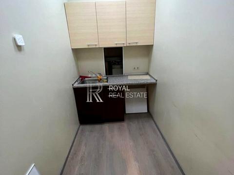 комерційна за адресою Лєскова вул., 7А