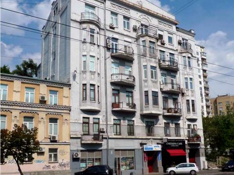 комерційна за адресою Саксаганського вул., 58