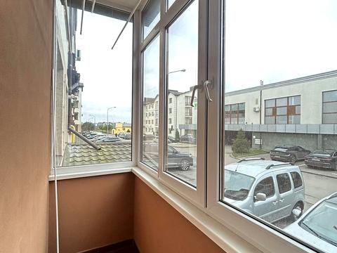 квартира за адресою В'ячеслава Чорновола вул., 93з