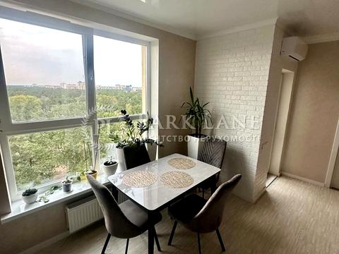 квартира за адресою Воскресенська вул., 18-Б