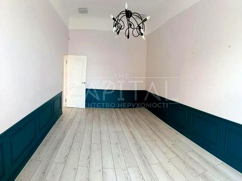 комерційна за адресою Євгена Чикаленка вул. (Пушкінська), 39