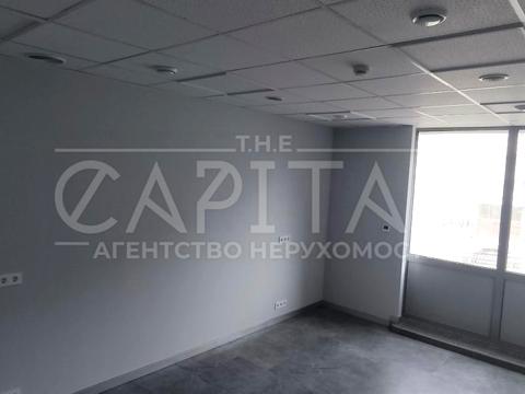 комерційна за адресою Тараса Шевченка бульв., 35