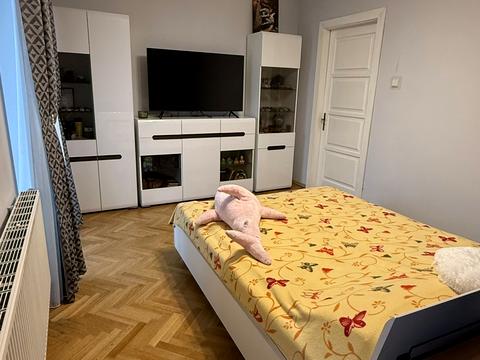 квартира за адресою Олександра Архипенка вул. (), 5