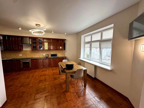 квартира за адресою Левка Лук'яненка вул. (Маршала Тимошенка), 21к3