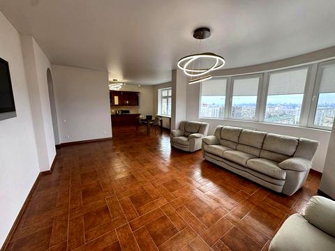 квартира за адресою Левка Лук'яненка вул. (Маршала Тимошенка), 21к3