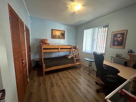 будинок за адресою Набережный переулок, 1