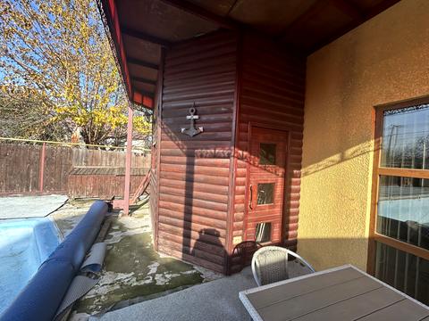 будинок за адресою Набережный переулок, 1