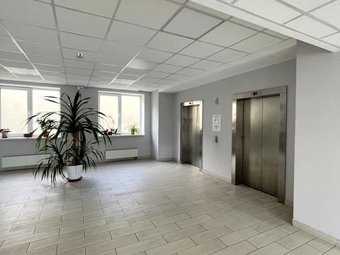 комерційна за адресою Київ, Хрещатик вул., 18