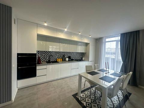 квартира за адресою В'ячеслава Чорновола просп. (), 16д