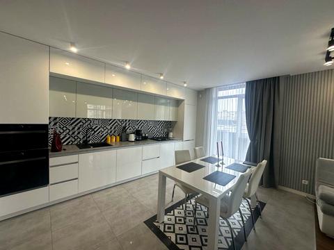 квартира за адресою В'ячеслава Чорновола просп. (), 16д