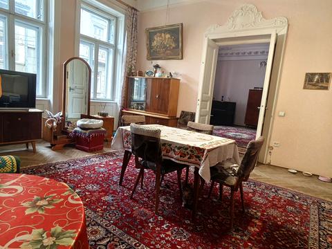 квартира за адресою Гетьмана Петра Дорошенка вул. (), 28